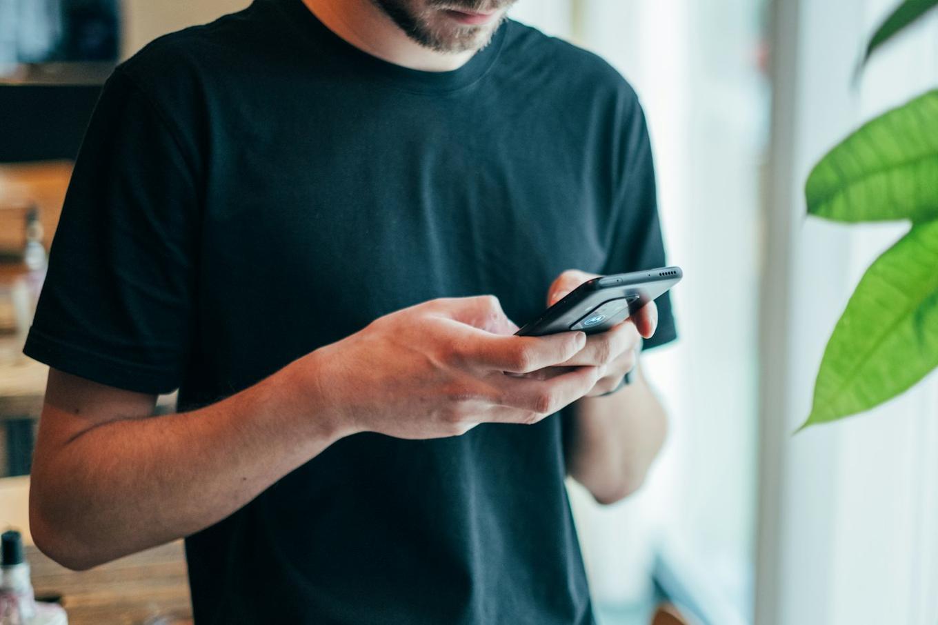 See how an owner runs the office by text